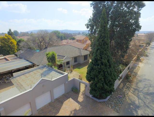 4 BEDROOM HOUSE FOR SALE IN NEW REDRUTH